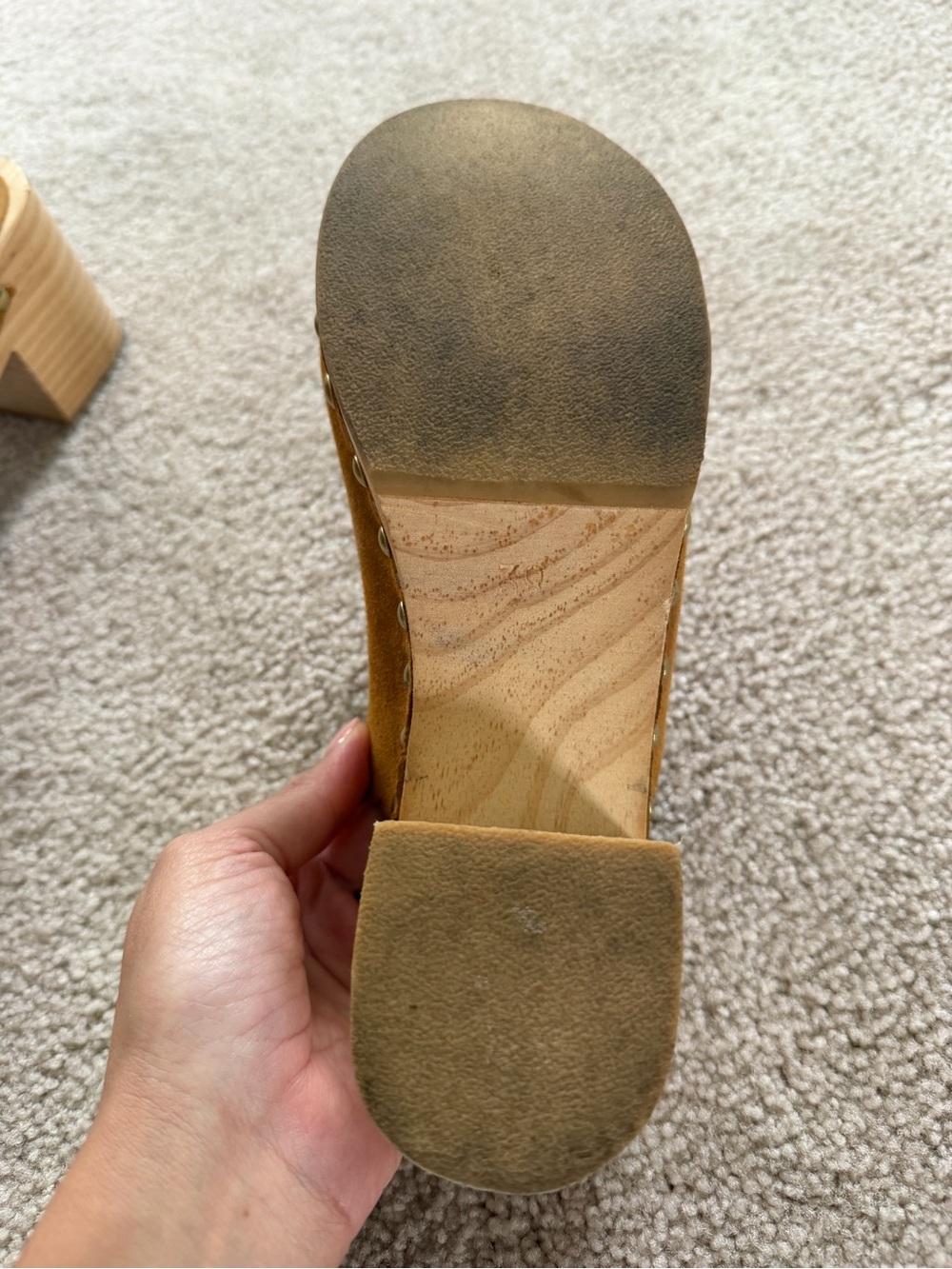 Bensimon Suede Leather Wooden Clogs Mules Scalloped Tan Women’s Size 38 - Picture 7 of 9